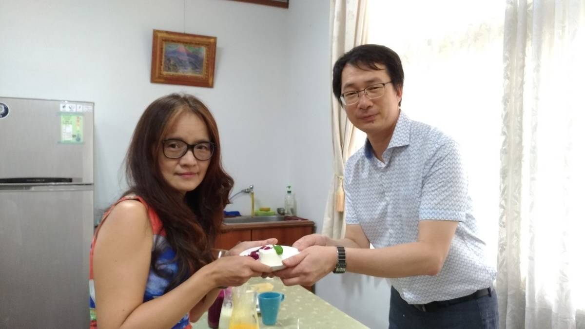 校長甜點祝福老師們每天甜蜜蜜。
