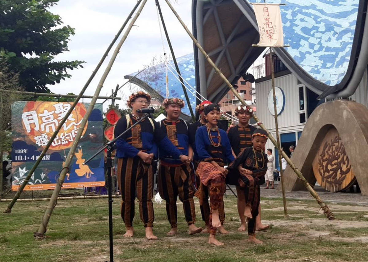中秋連假，縣府在波浪屋舉辦活動，希望透過節慶帶出與原住民族重要文化意涵的連結。