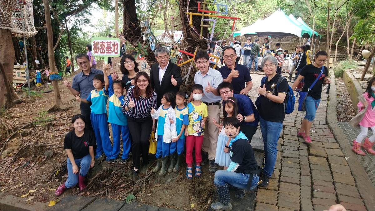 將荒地化為夢想基地 壽山國小打造學生的童話世界