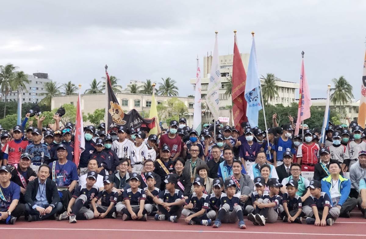 第27屆原棒協關懷盃棒球錦標賽今(19)日開打，計有少棒及青少棒組共49支原住民棒球勁旅參加。