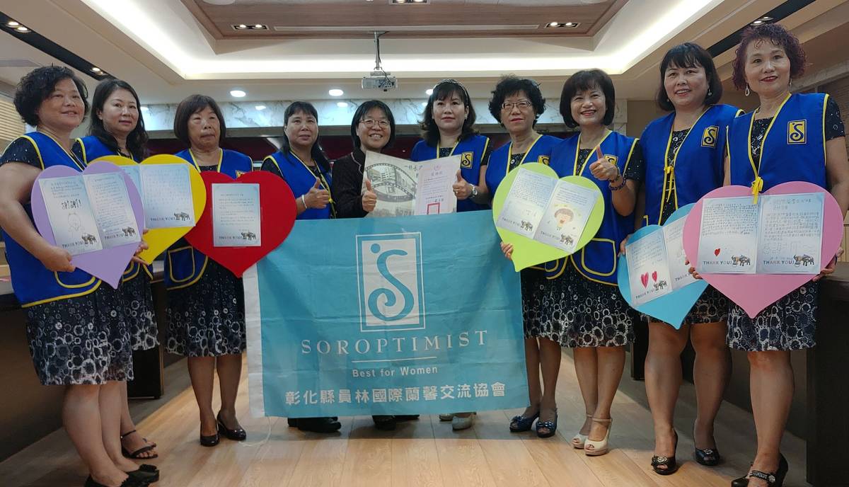 蘭馨國際交流協會提供員林農工經濟弱勢學生2千元獎學金(圖片來源：員林農工提供)