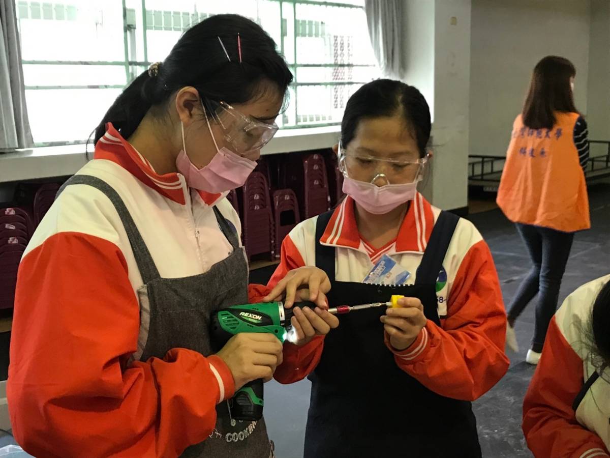 競賽首次以防疫主題融入電流課程  獲得全國前三名者可申請師大科技系。