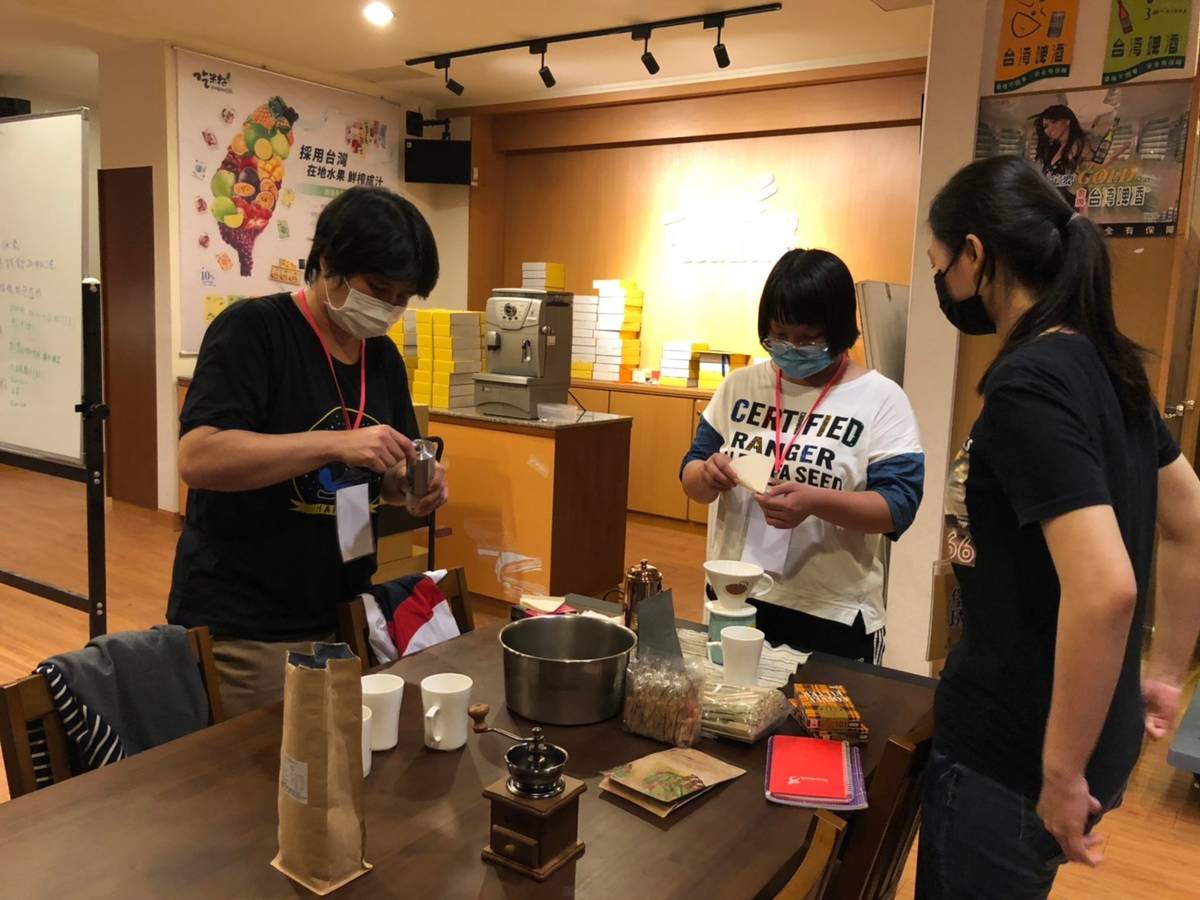 幸福日記 讓庇護工場學員變幸福