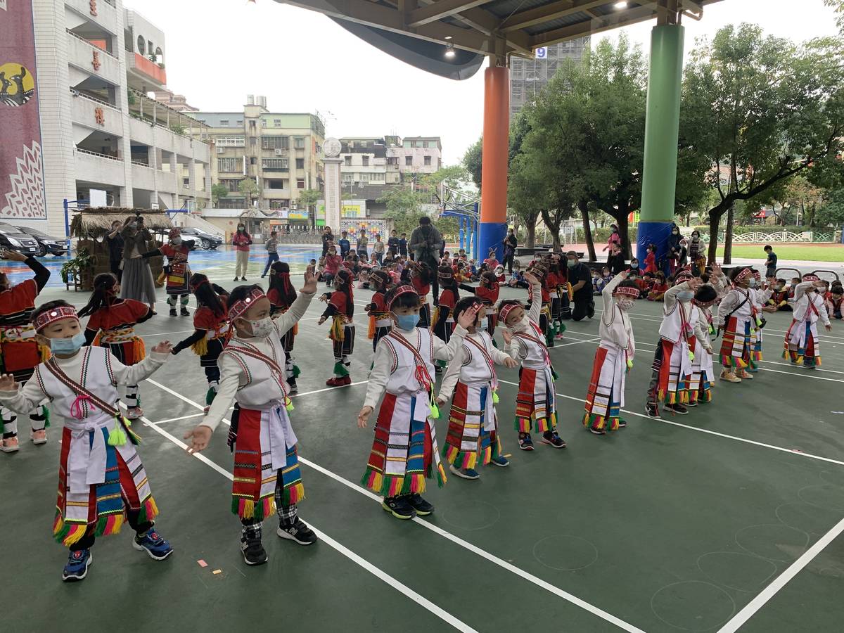 丹鳳國小迷你版豐年祭 AMIS WAWA 平安感恩祭典