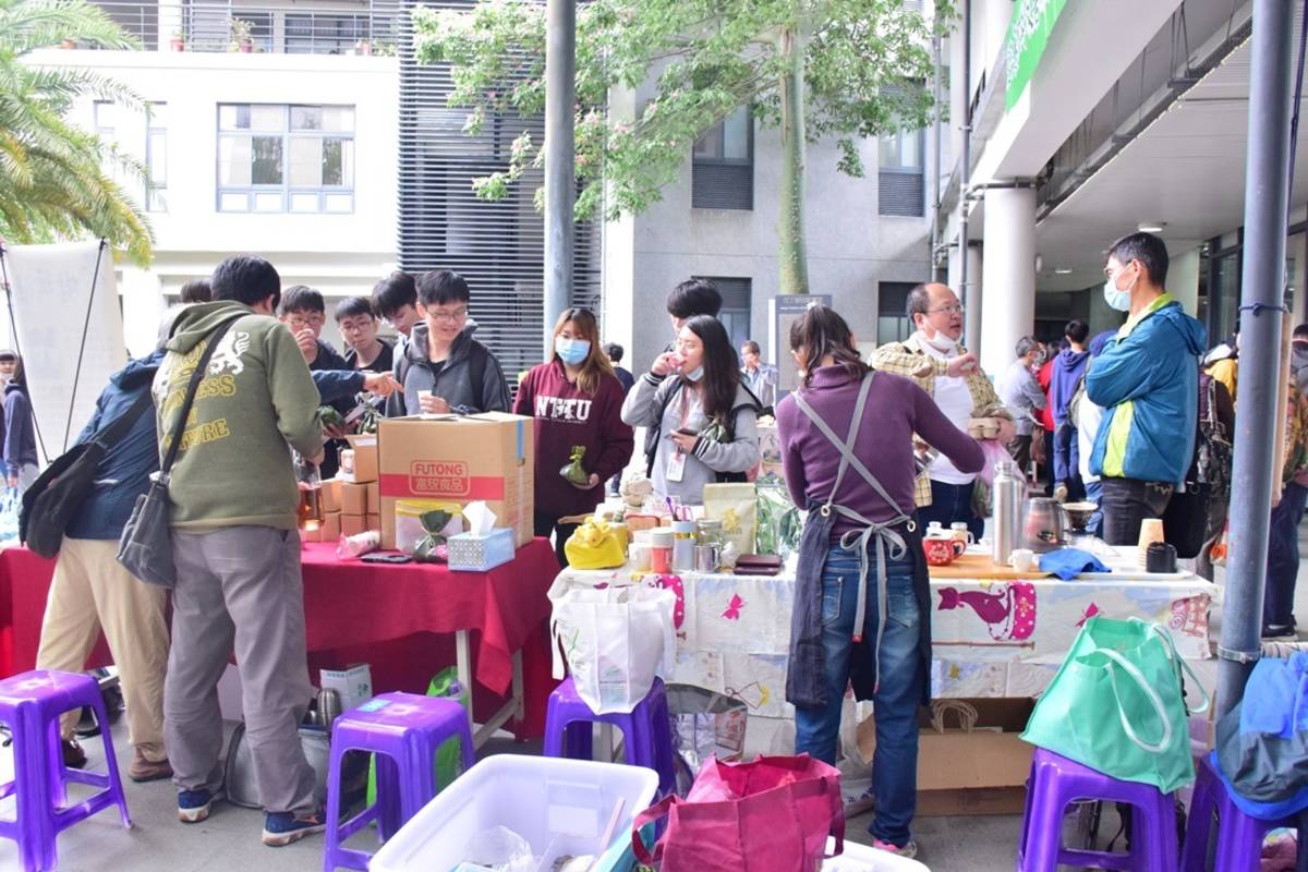 臺東大學辦理「臺東友善環境農業共好座談會」，同時規劃友善小農農產品展售會。