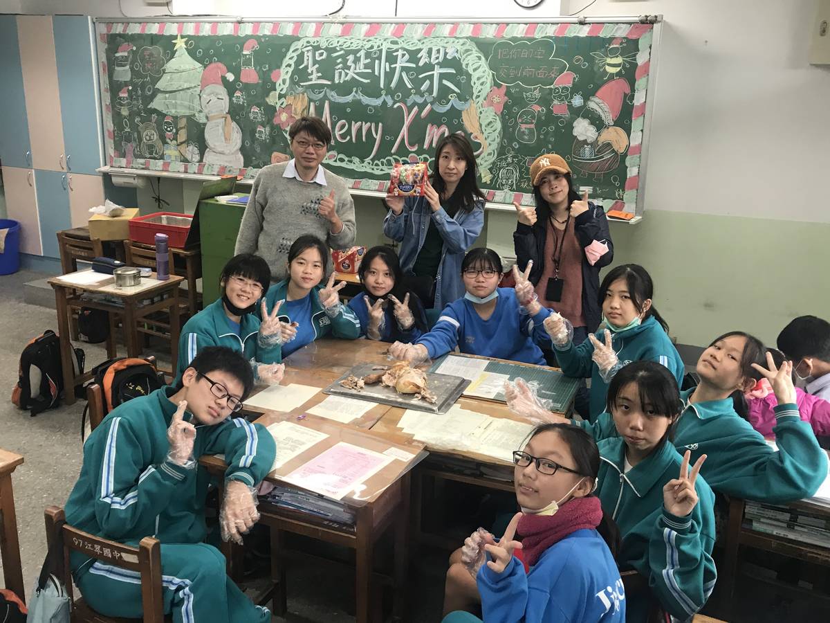 江翠國中聖誕節班級活動。