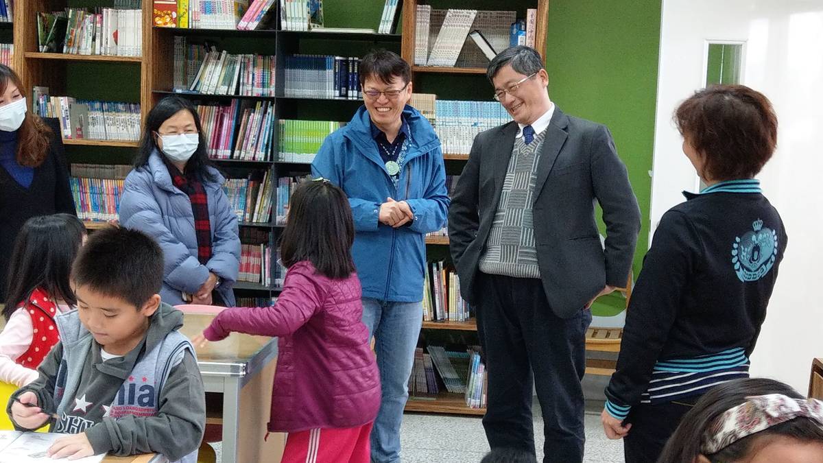 客委會推客家實驗學校 主委訪視吉東國小實行成果。