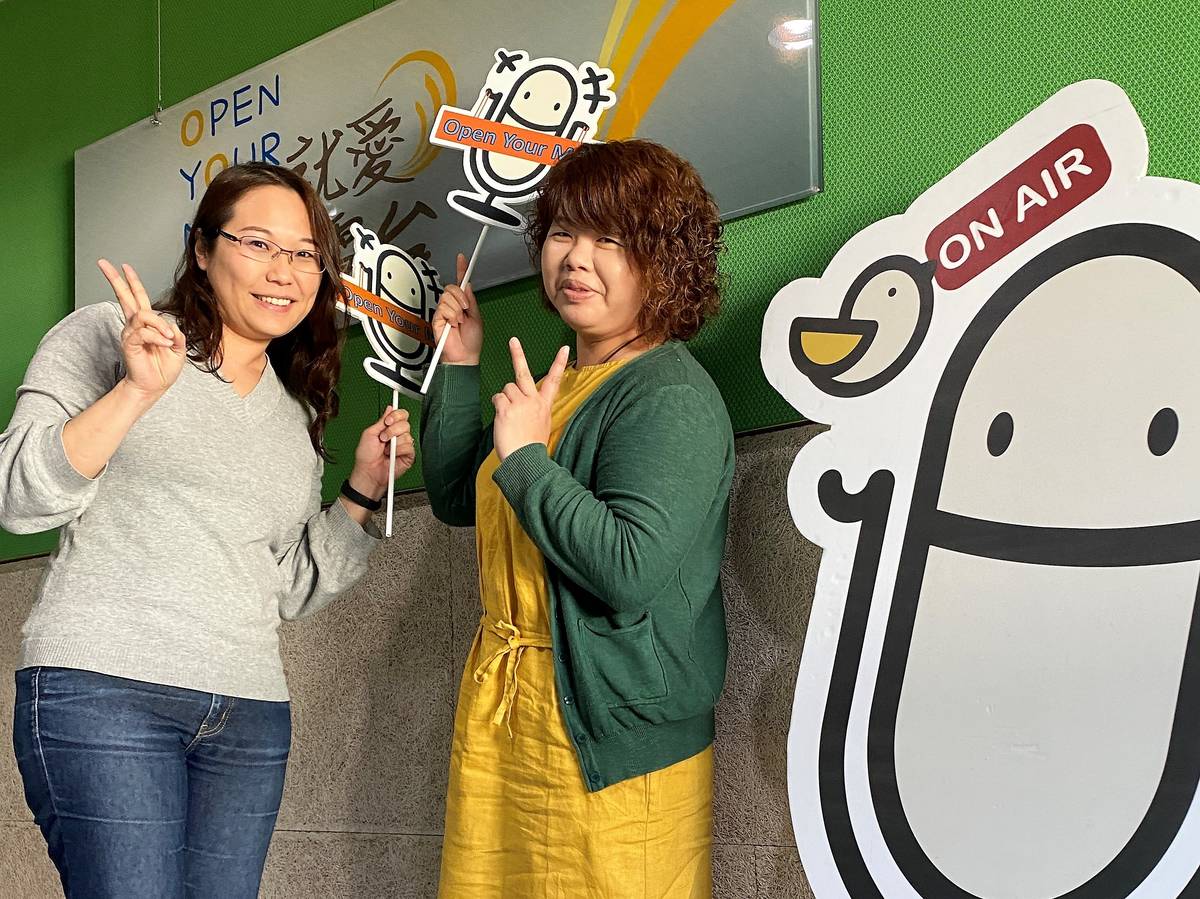 朱怡甄(右)克服種種困難招募商家品牌進駐中興新村希望活化老屋和社區