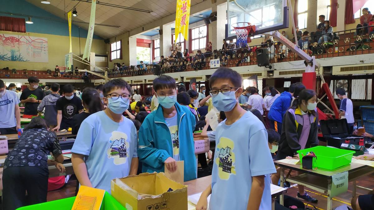 「青少年科技創作競賽」新北市賽比賽現場。