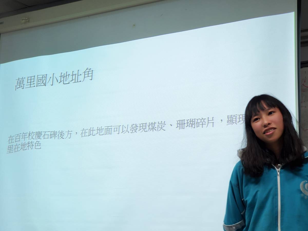「網紅導覽社」學生邱婉琳表現優秀，獲衛生所邀請將拍攝畫展導覽紀錄片。