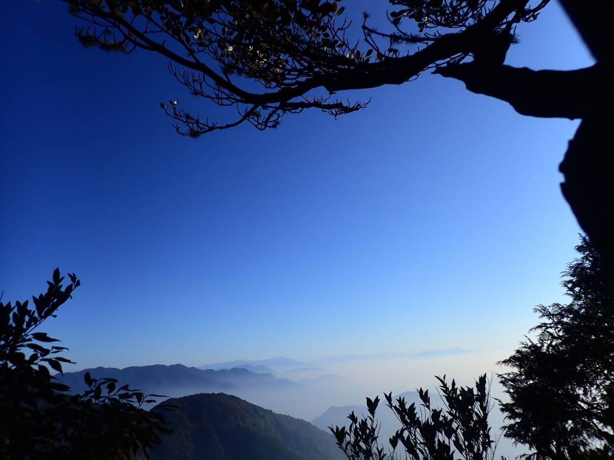 鳶嘴山的美景和雲海是許多登山客喜歡鳶嘴山的原因(圖片來源：林淑玲提供)