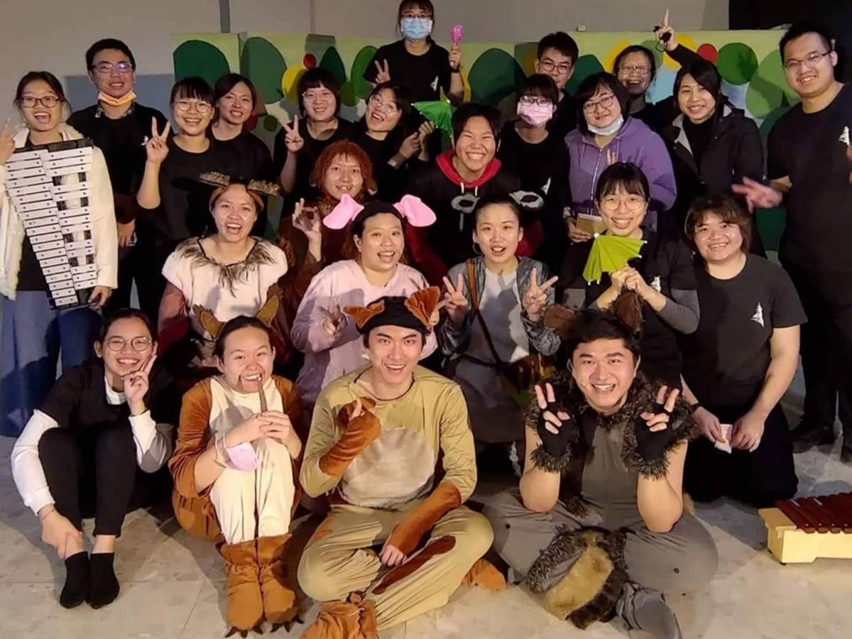 秋野芒六代志工齊聚