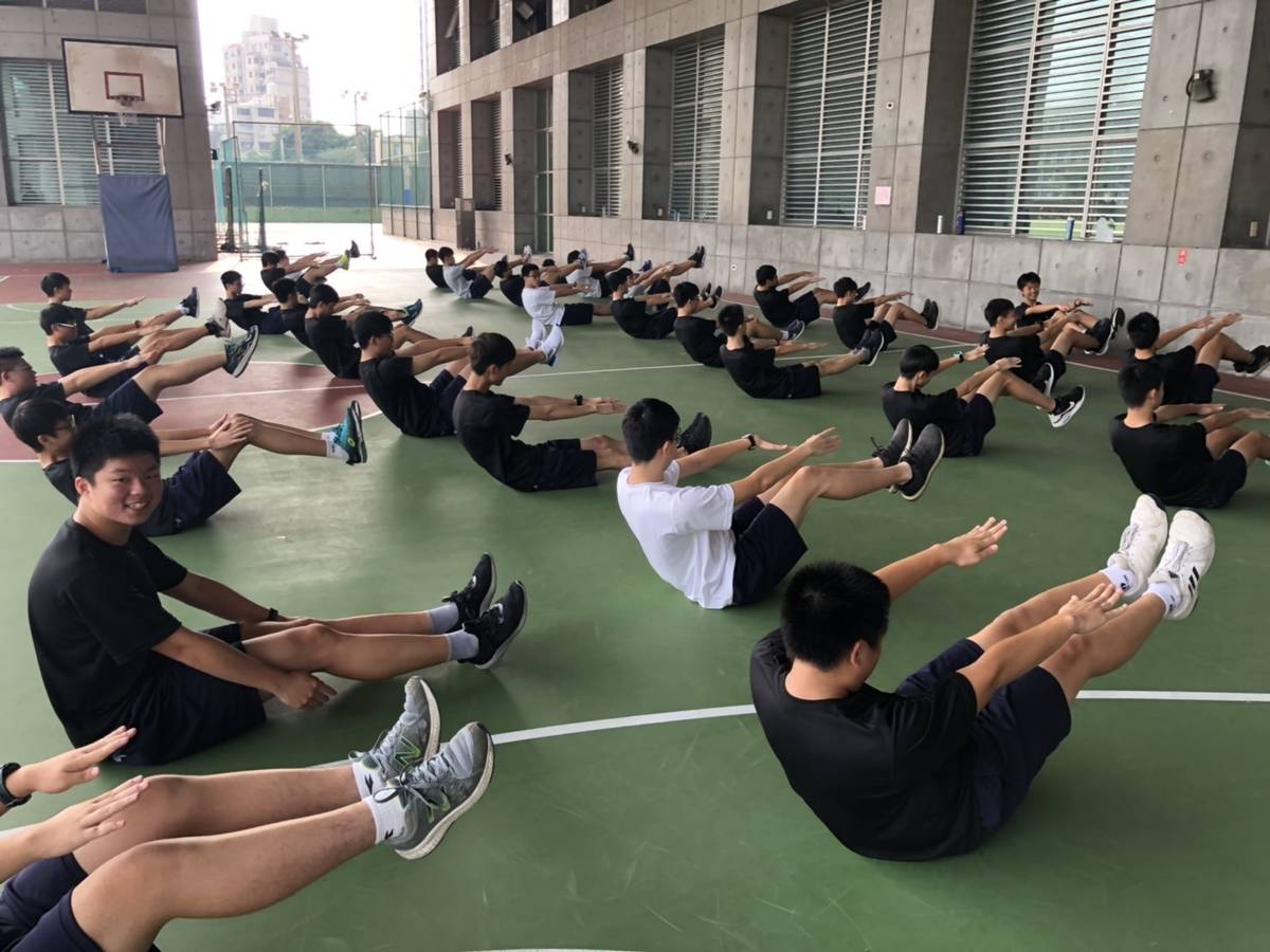 臺南第一高級中學於108學年度健康促進學校中的健康體位項目獲得全國優等。