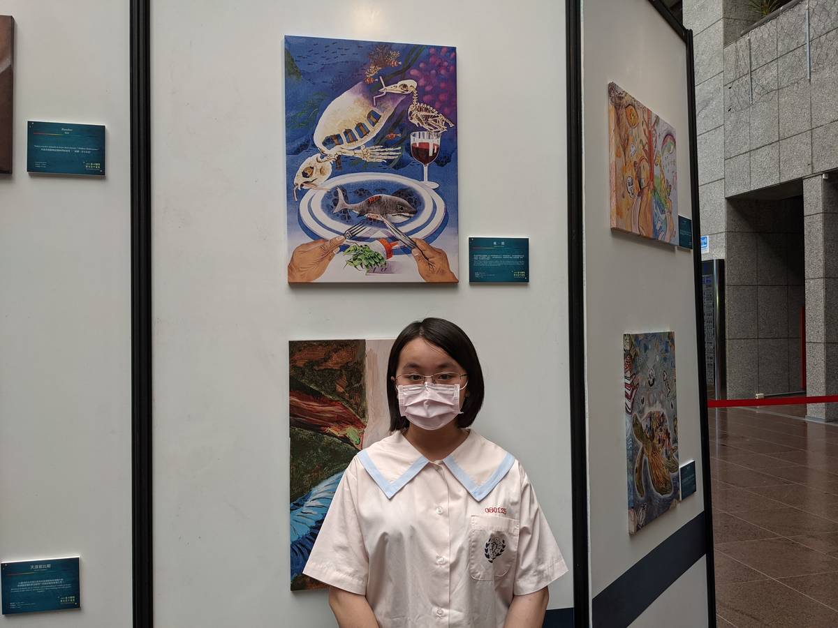 金華國中謝沛恩同學作品「鯊．戮」獲得畫展特優獎