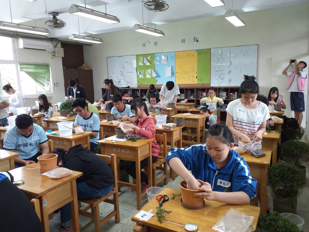新北市專業群科特色招生園藝科術科測驗。
