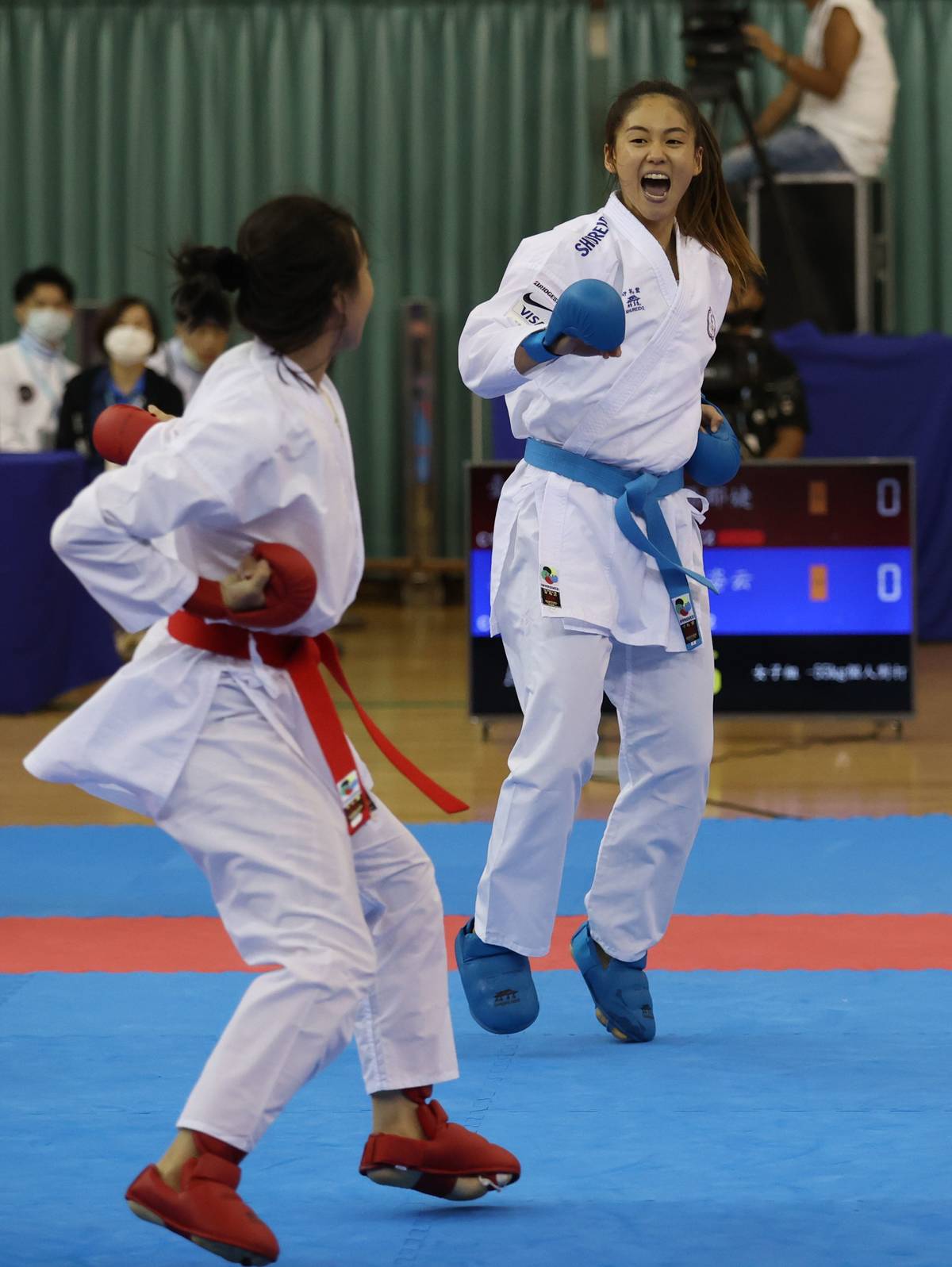 (附件照片2)1100429-1-奧運空手道培訓隊文姿云選手於東京奧運模擬對抗賽驗收備戰奧運訓練成效情形。(體育署提供)