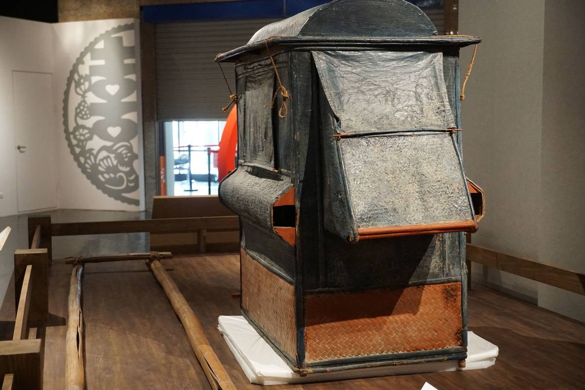 清代大溪媒人轎含轎桿