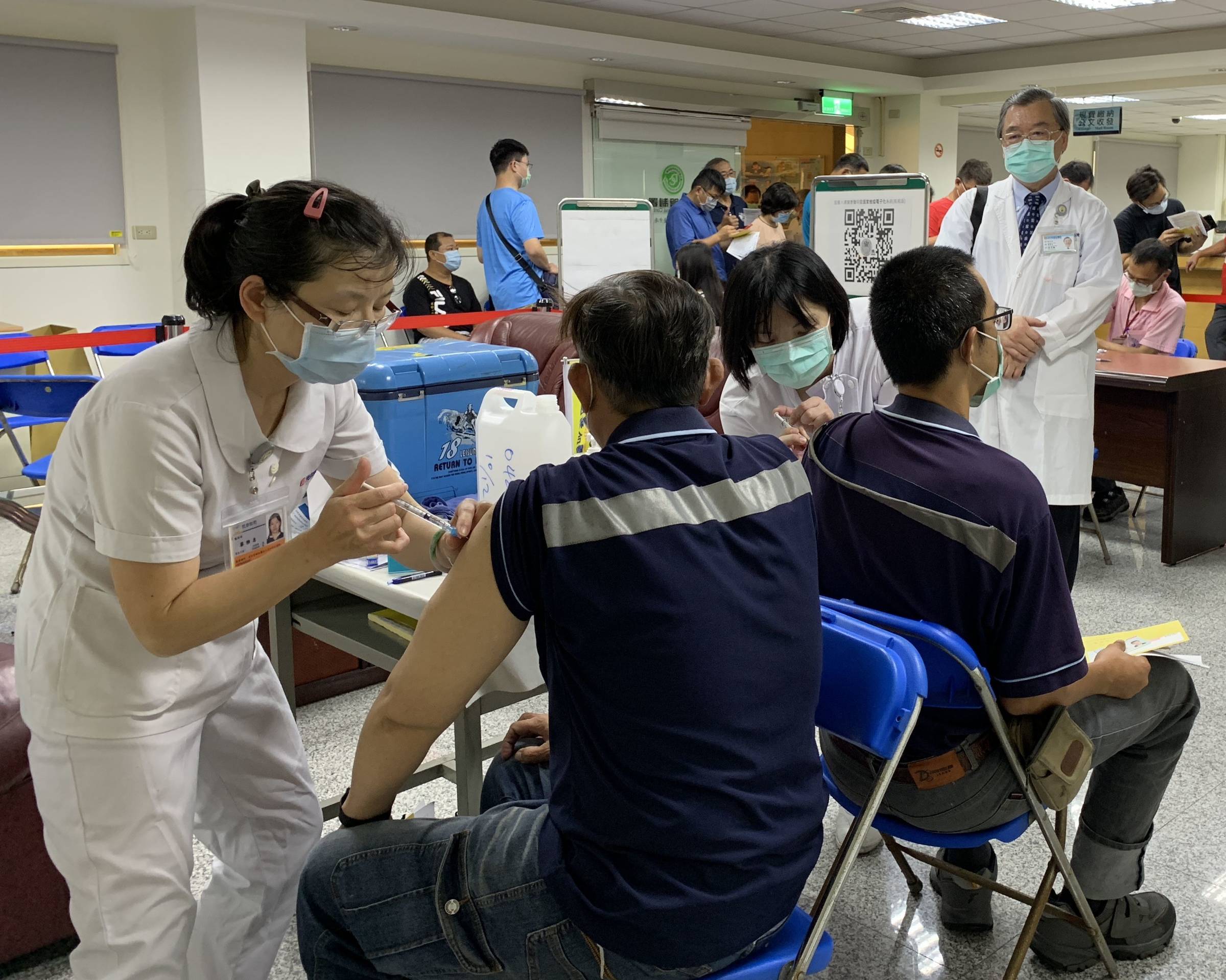 光田醫院前進臺中港 清泉崗機場施打az疫苗 文教新聞 國立教育廣播電臺