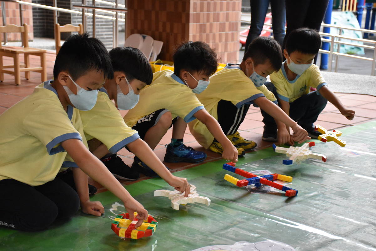 新北公共化幼兒園正取生改採全面線上報到，並應於6月21日下午4時前完成。
