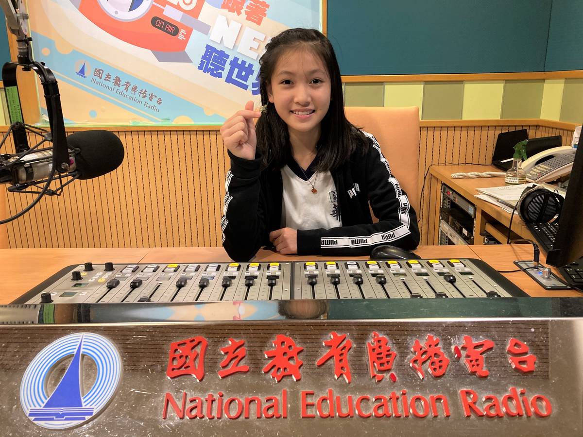 五華國小的鄧妍玲曾撰「抗糖小勇士」繪本於新北市圖書館發表，且受本臺專訪。