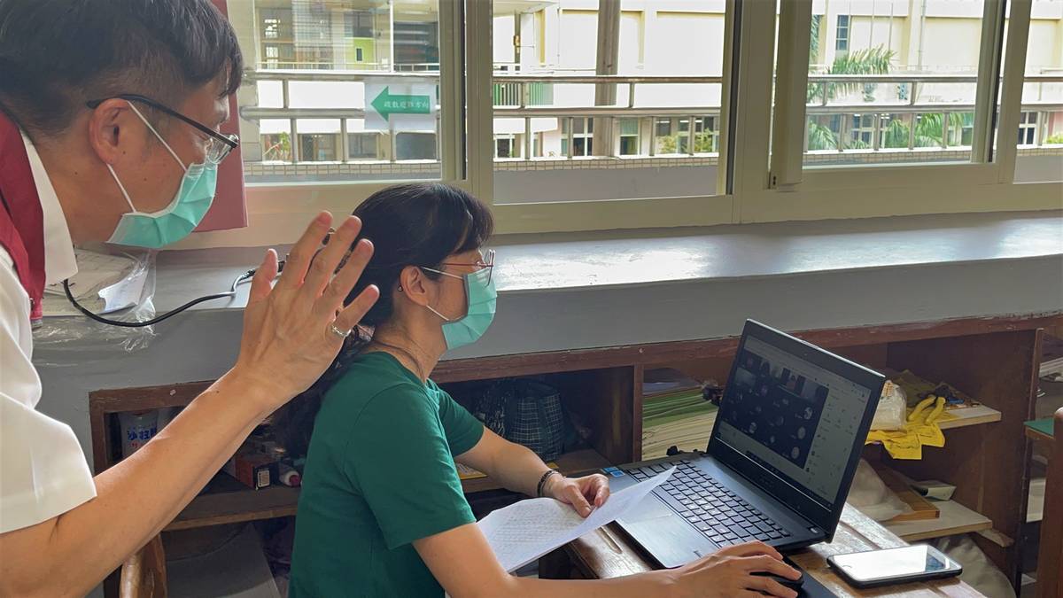 因應停課不停學， 教育局推出「新北數位學院」提供各項工具及範例，協助提升線上教學。