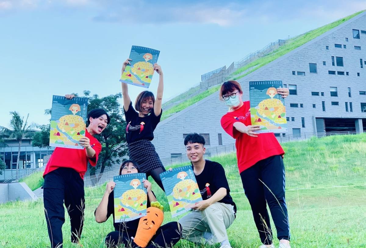 臺東大學華語文學系主辦的臺東詩歌節邁入第10年，改成為期1個月的線上詩歌大補帖，27日晚間7點將由多位國內著名詩人線上分享動人的詩心與聲情。