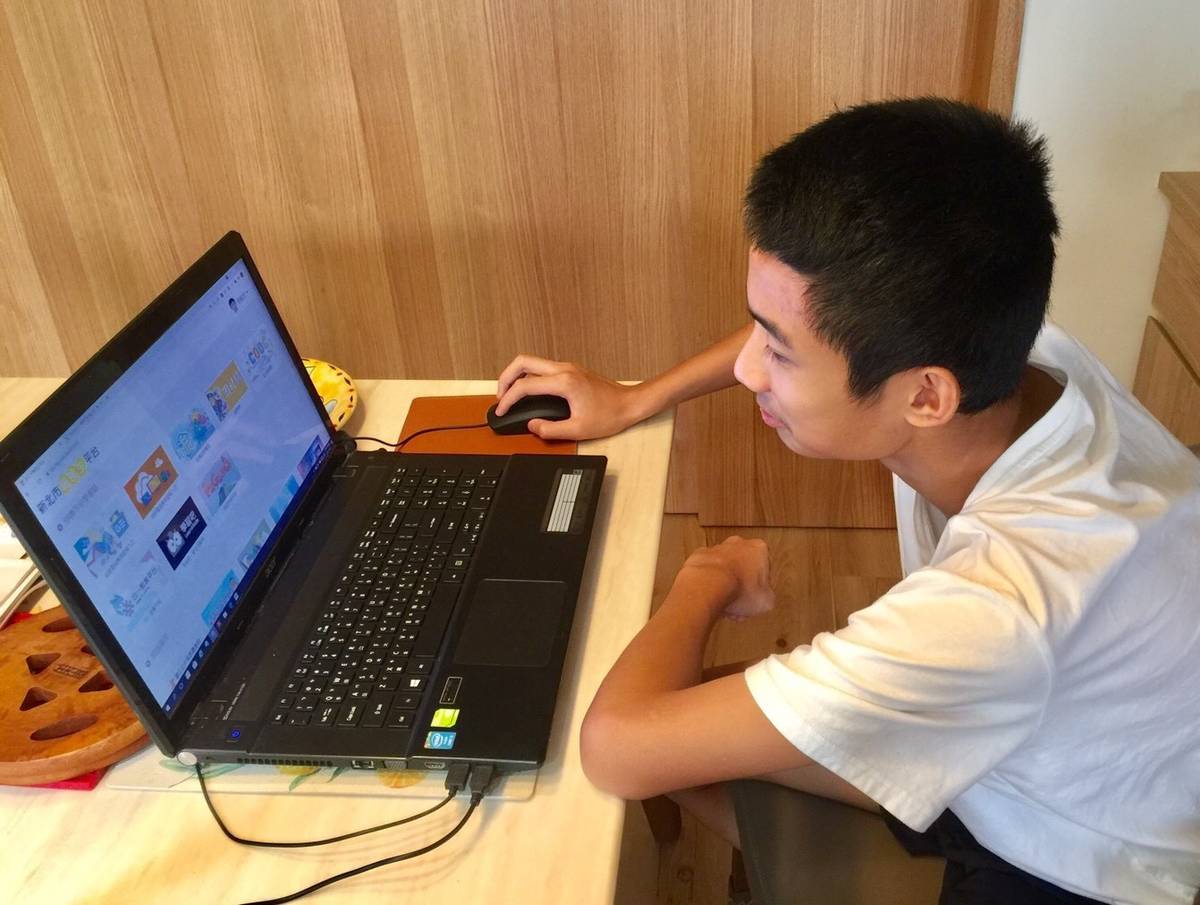 Fun暑假活動完成指定學習任務就可抽iPad。