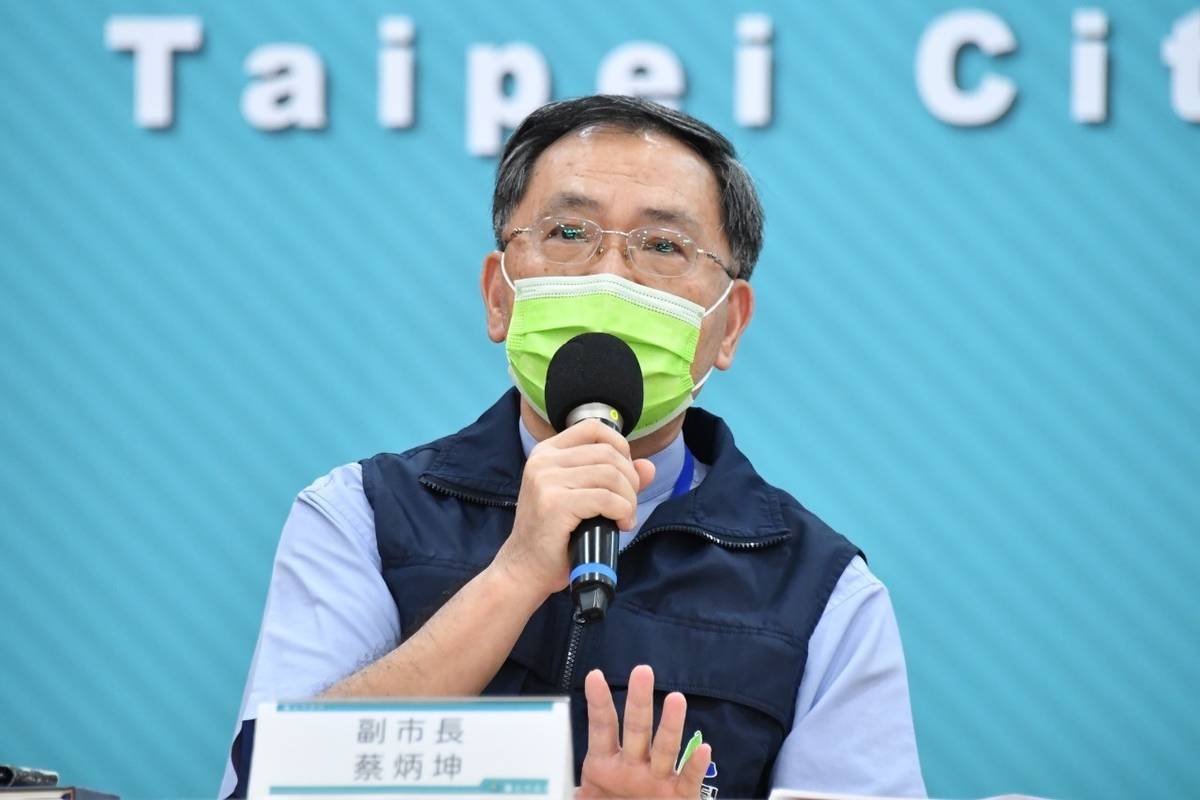 北市蔡炳坤副市長說明中小學9月開學採「線上線下混合教學」3項共通原則