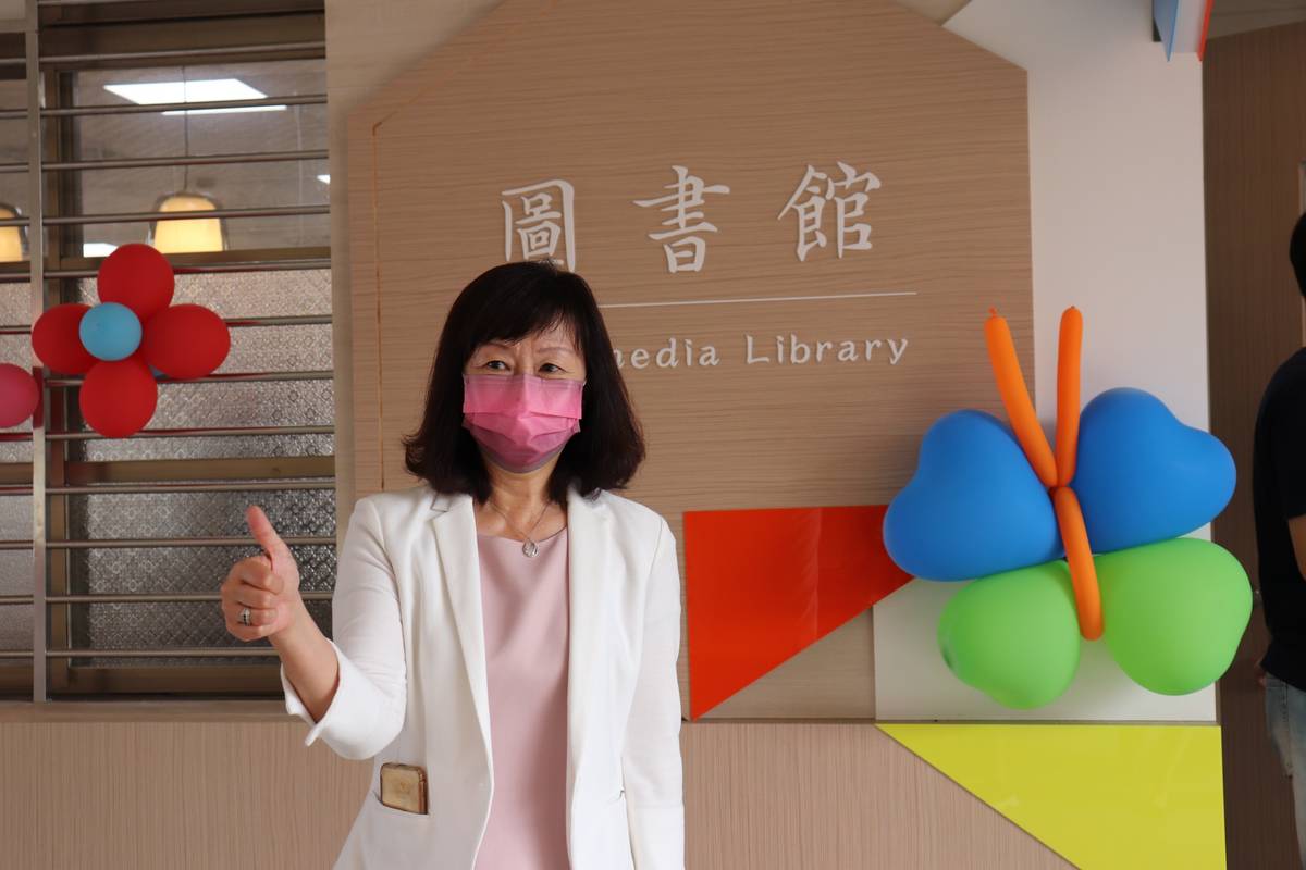 臺中市潭秀國中晏傳嫘校長