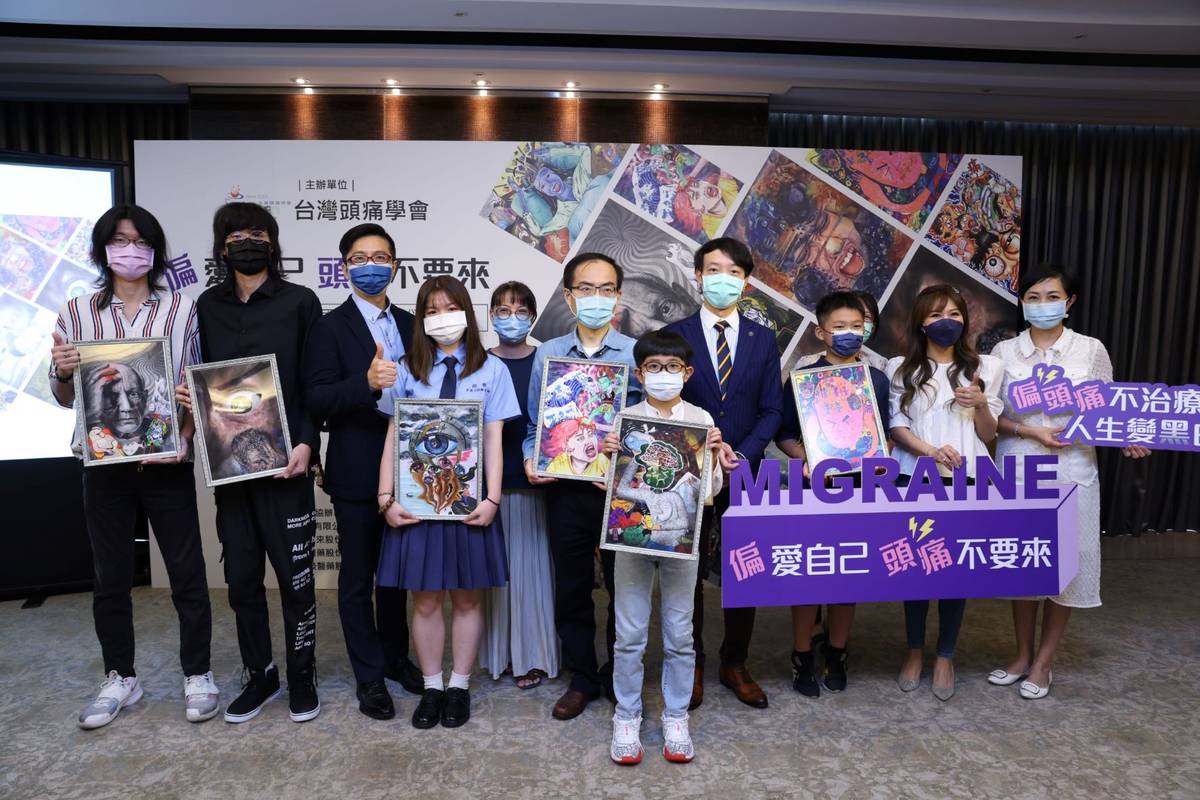 臺灣頭痛學會第一屆全國繪畫比賽獲獎者及其作品