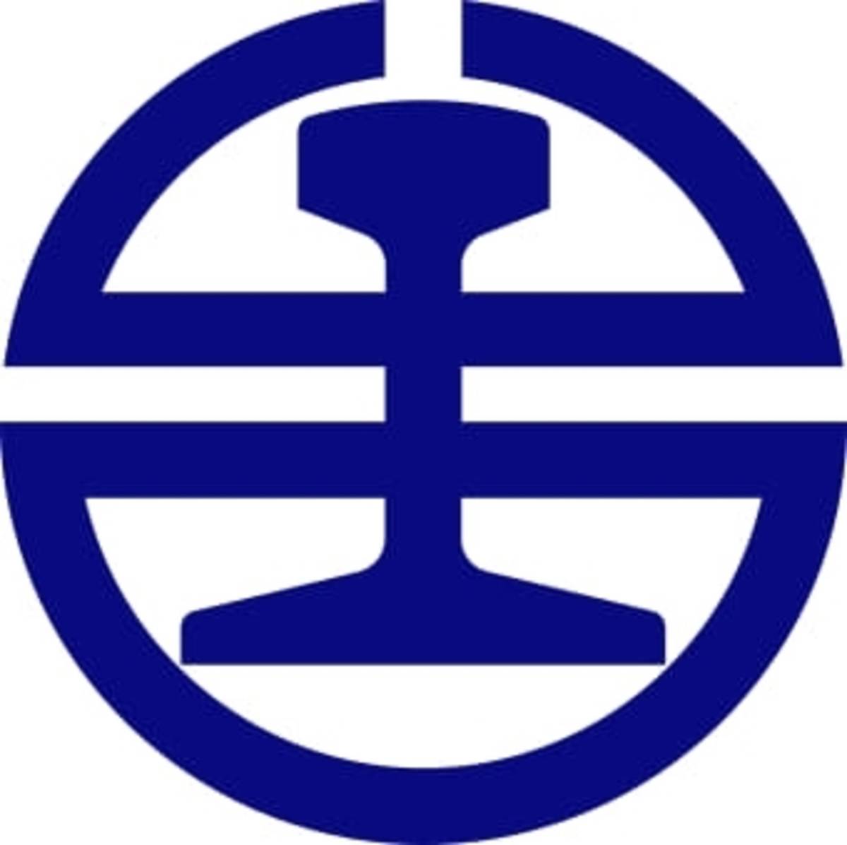 為兼顧防疫管制和民眾生活需求，台鐵局今天宣布對號列車全車發售，中秋連假座位將再釋出2成座位。