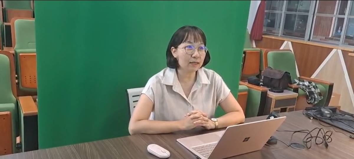 數學輔導團的教學影片引領學生自主學習，圖為昌平國小林心怡老師