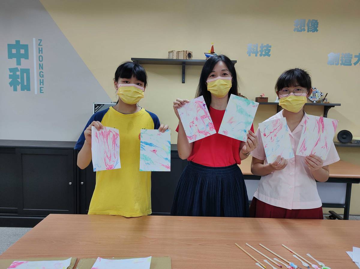 中和國中李岱螢老師表示，以女性自我探索的思考與不畏挑戰的精神來創作，可在創客領域有更令人驚艷的表現
