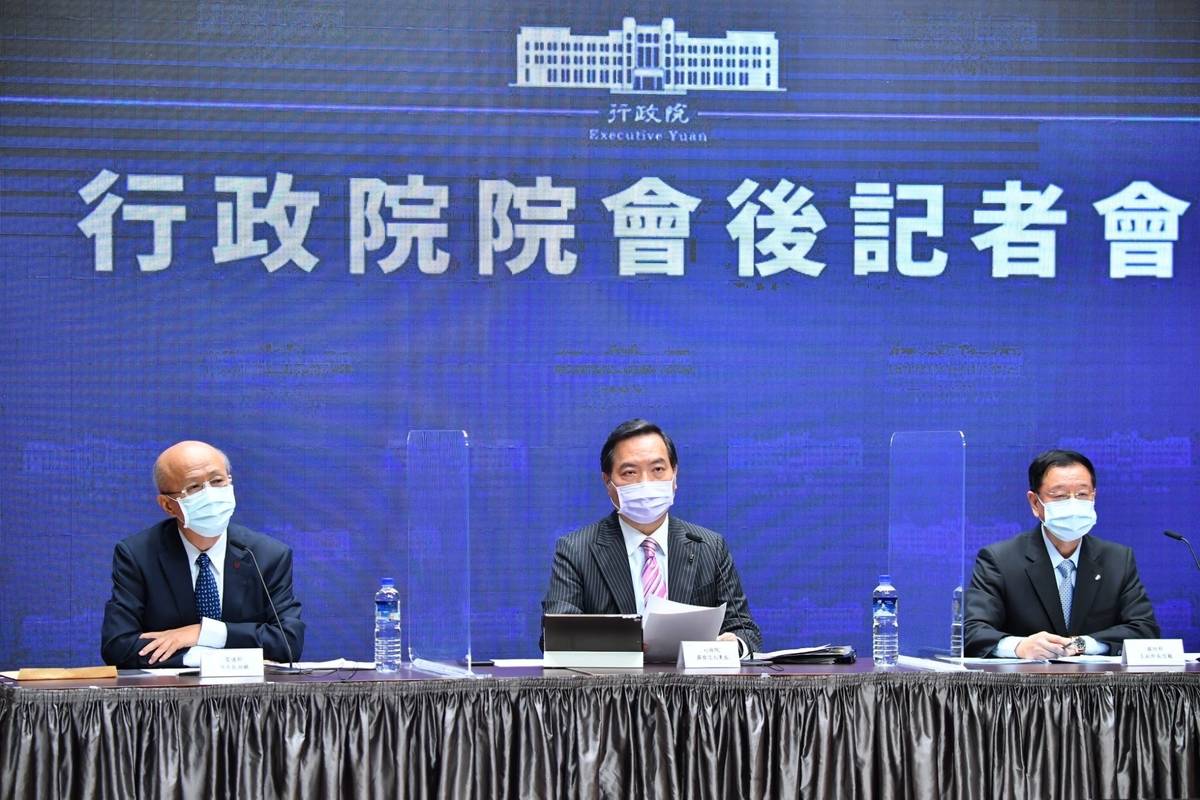 好消息！政院宣布莫德納108萬、AZ64萬劑疫苗明到貨(行政院提供)