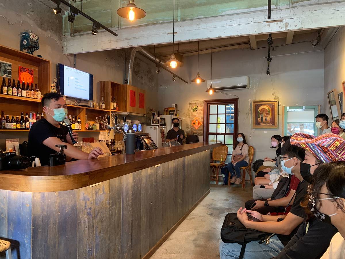 鹿港囝仔透過在地課程設計，用藝術重新詮釋鹿港印象(110年Dreamer培訓記實)