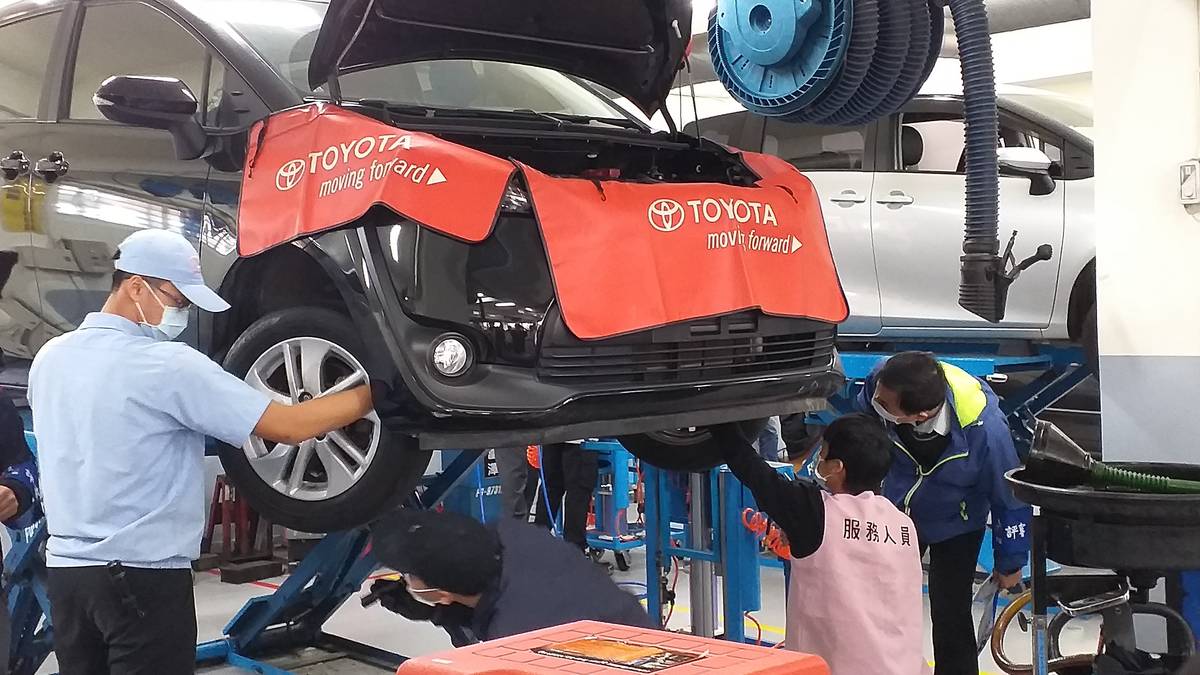 和泰汽車等多家企業聯合辦理技能競賽，讓技職生強化專業技能