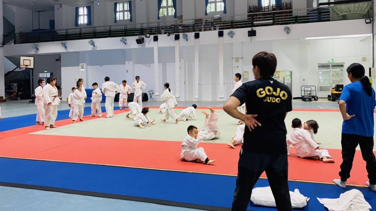 太平國小柔道隊下午訓練現場