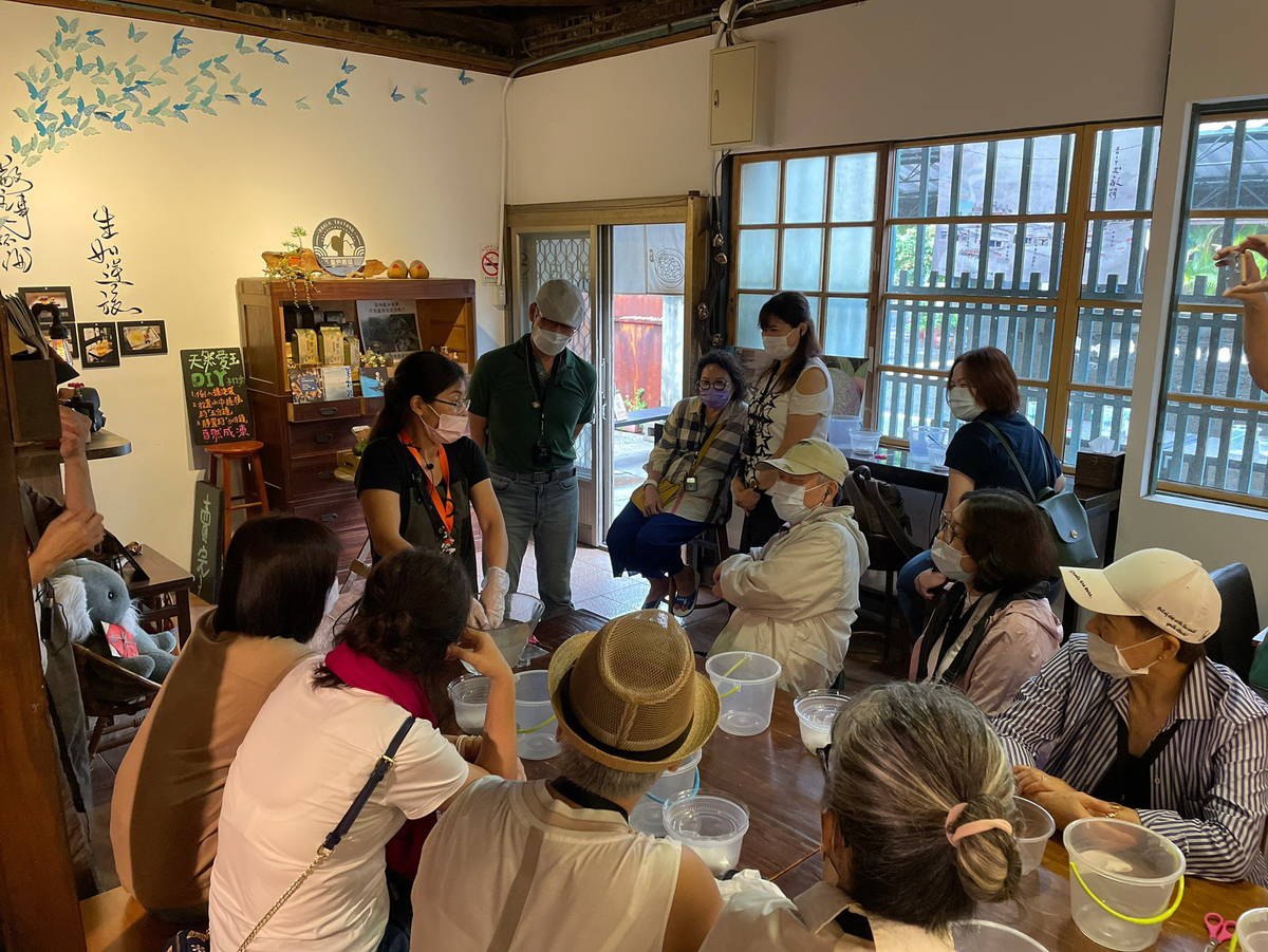 關山鎮的「癡愛玉」，在古老的木造老屋內致力推廣天然愛玉與食農教育。