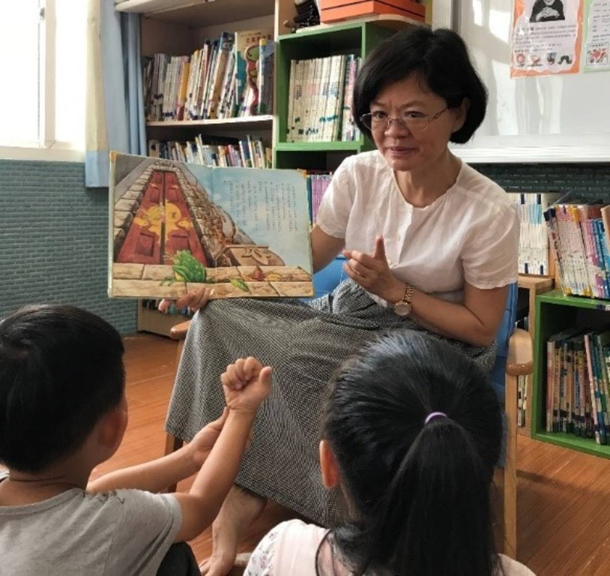 長年致力於推動幼兒閱讀教育的張美惠老師。（拍攝時間1080517）(教育部提供)