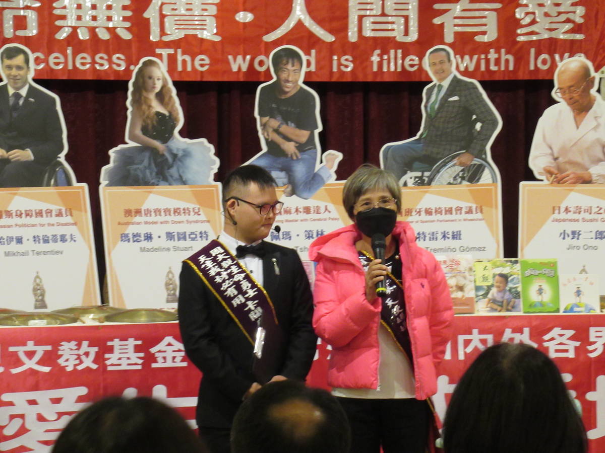2021全球熱愛生命獎章得主紀芃逢的母親吳玉梅感謝社會給予的溫暖支持，讓紀芃逢成長路上獲得許多鼓勵和肯定，讓他看見生命有無限可能。
