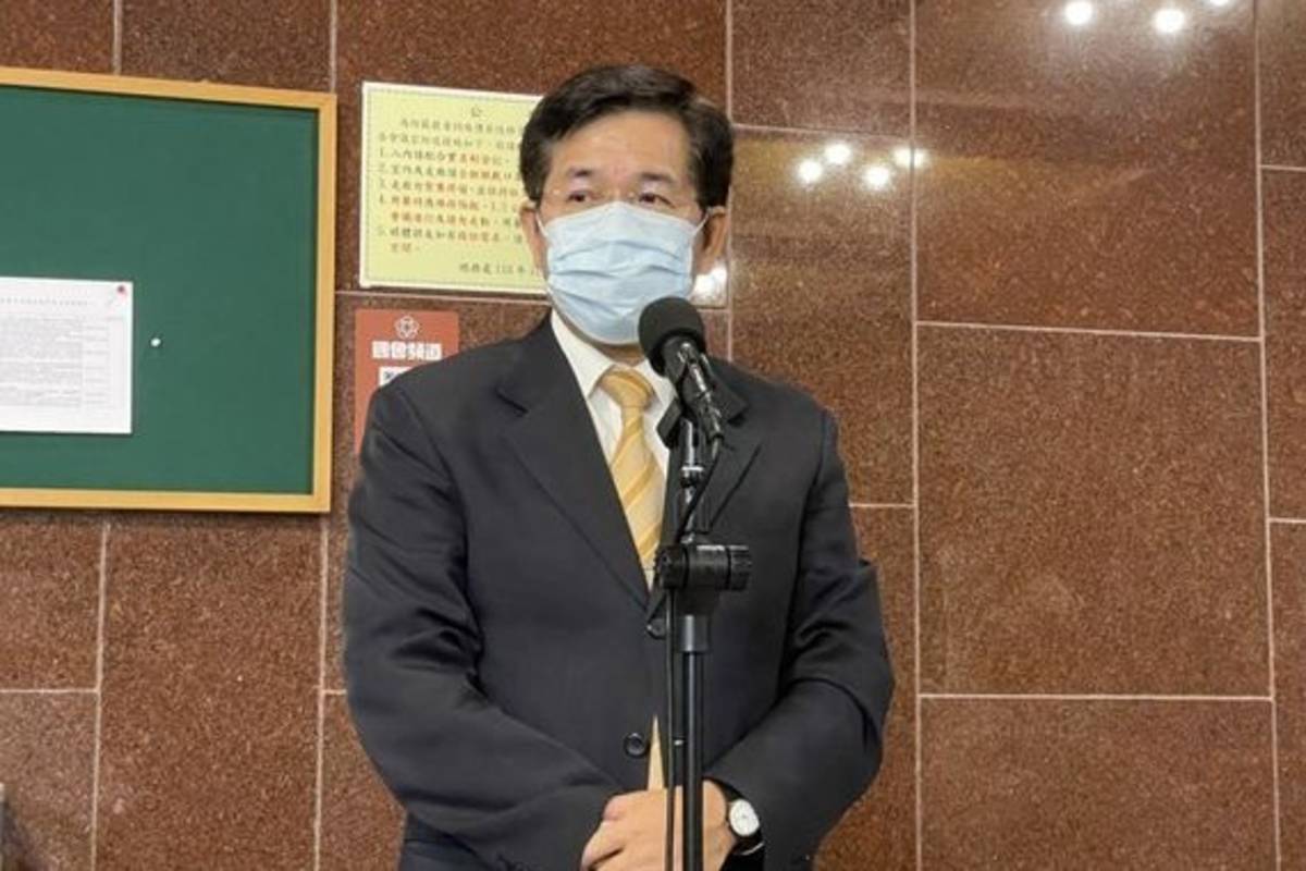 教育部部長潘文忠接受媒體聯訪