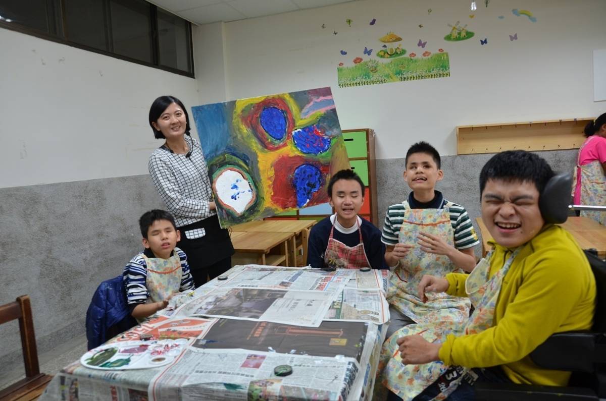 趙欣怡博士帶領教學學生