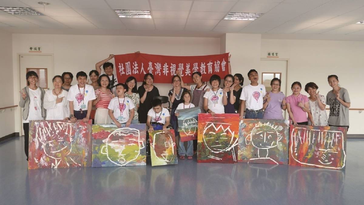 趙欣怡博士帶領教學學生