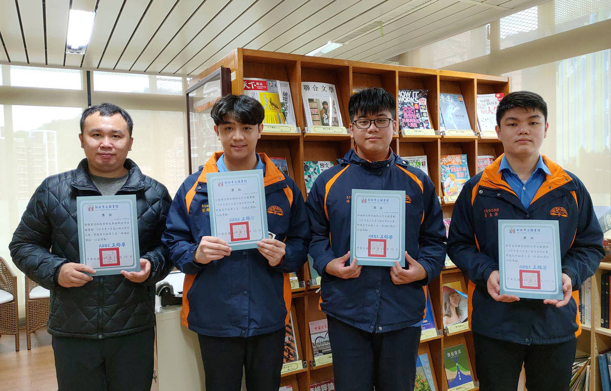 獲得新北市青少年小論文比賽高中組第一名的新北市竹林高中學生團隊，針對大家關心的萊豬進口議題進行討論