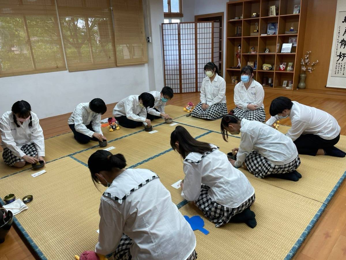 泰北高中學生體驗日本傳統文化-茶道