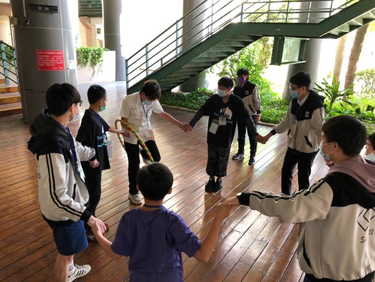 大學伴規劃破冰遊戲，增進與小學伴的互動