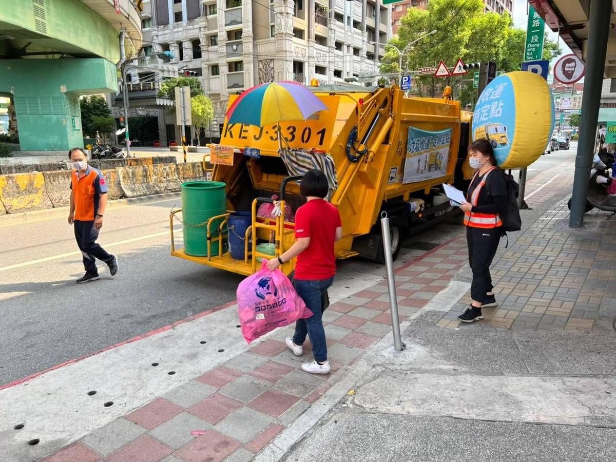 農曆春節即將到來，環保局籲請民眾提前開始除舊布新大掃除