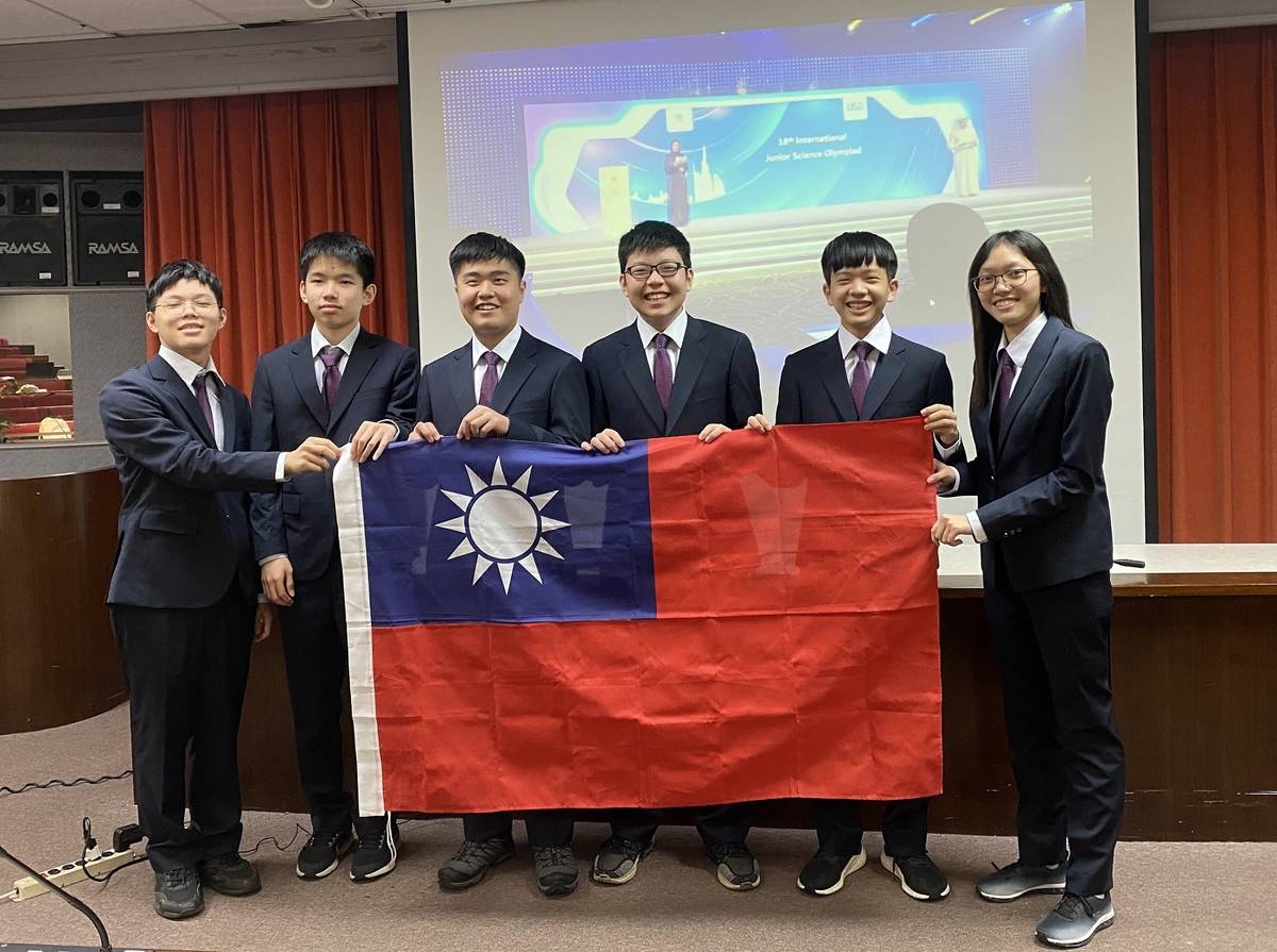 2021國中科奧國手開幕式照片