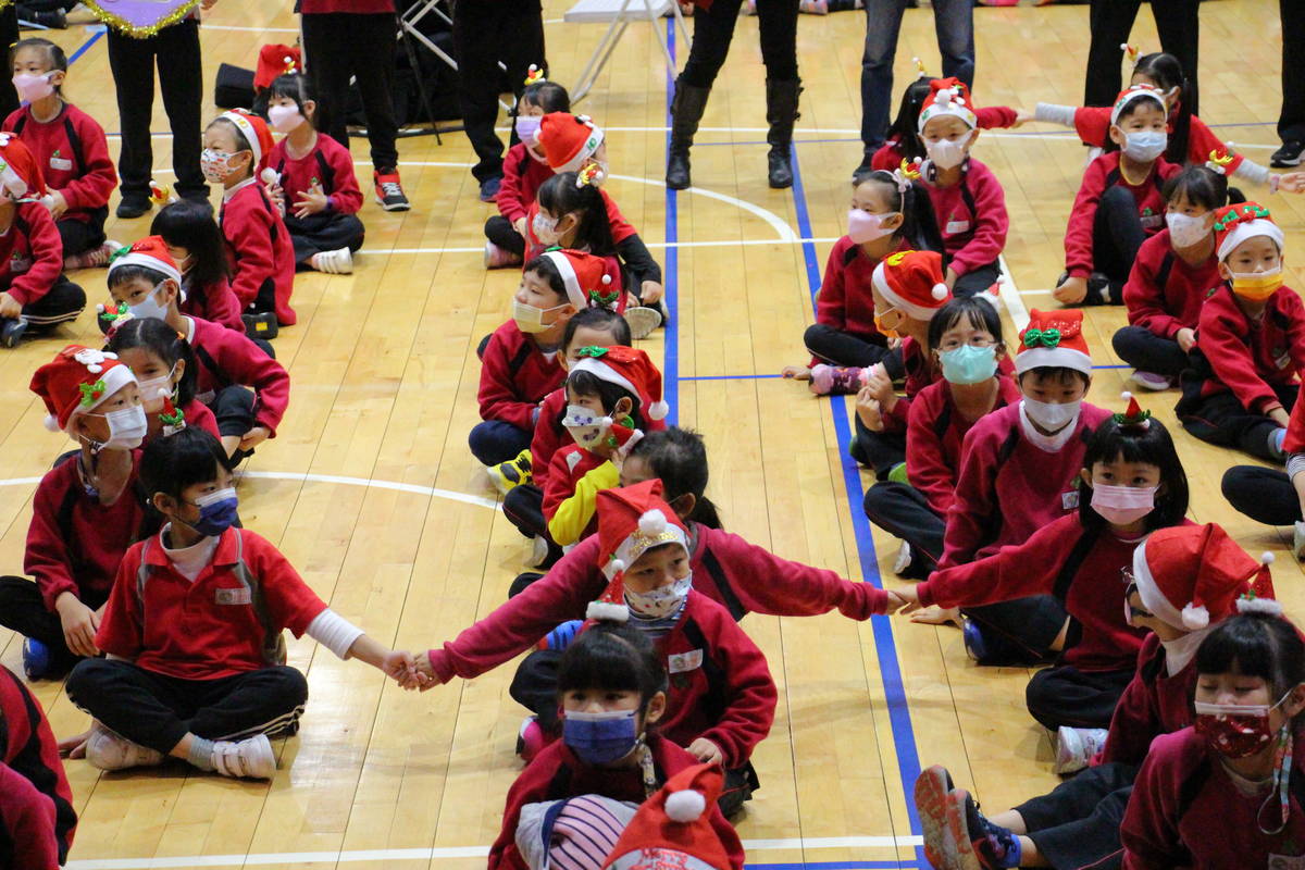 溪口國小歲末祝福感恩音樂會與創世基金會院友分享歡慶佳節的喜悅