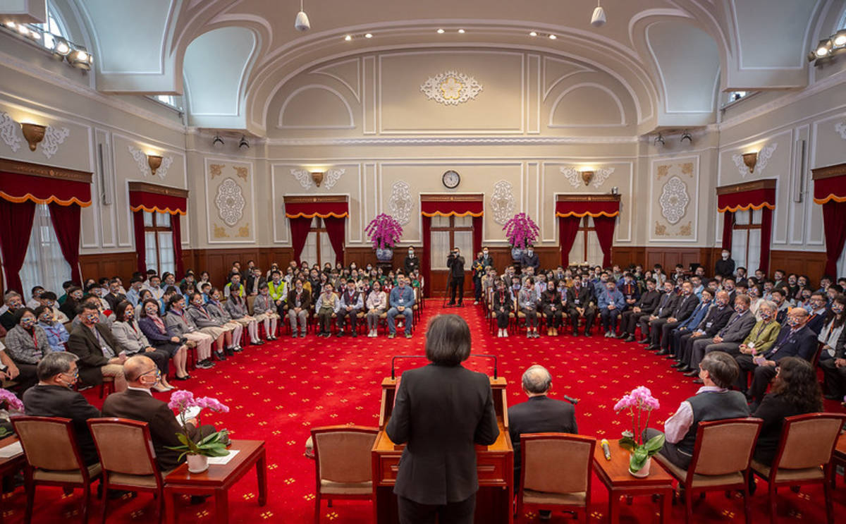 蔡總統允諾持續增加對科學教育的投入